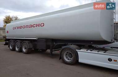 Цистерна напівпричіп ПП 2 2005 в Теплику