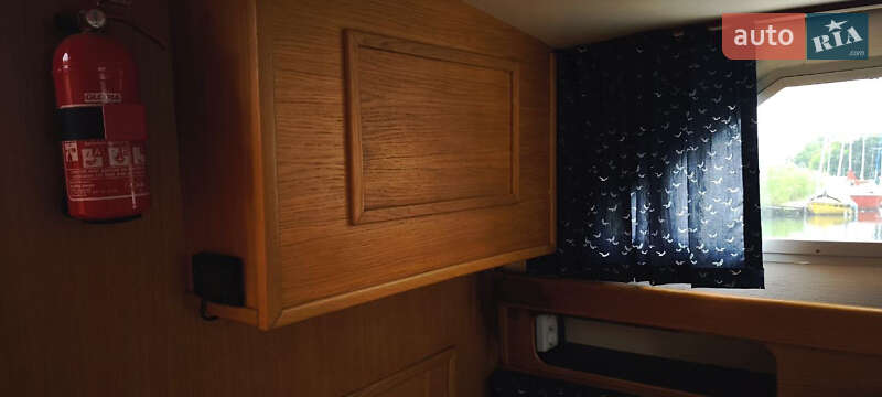 Катер Princess 25 1982 в Новояворівську