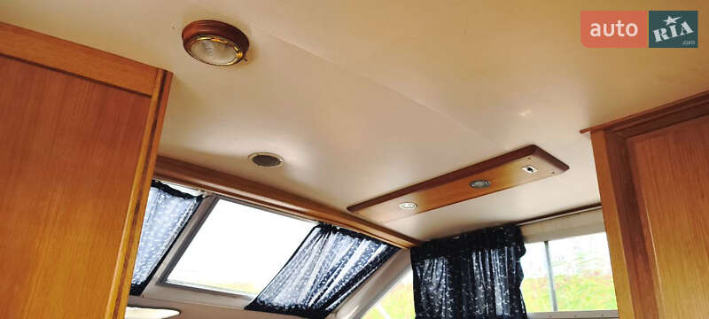 Катер Princess 25 1982 в Новояворівську