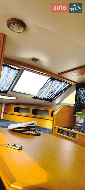 Катер Princess 25 1982 в Новояворівську