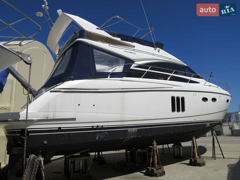 Моторная яхта Princess 54 2008 в Одессе фото 8 Моторная яхта Princess 54 2008 в Одессе