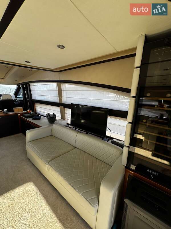 Моторная яхта Princess 85 MY 2008 в Киеве