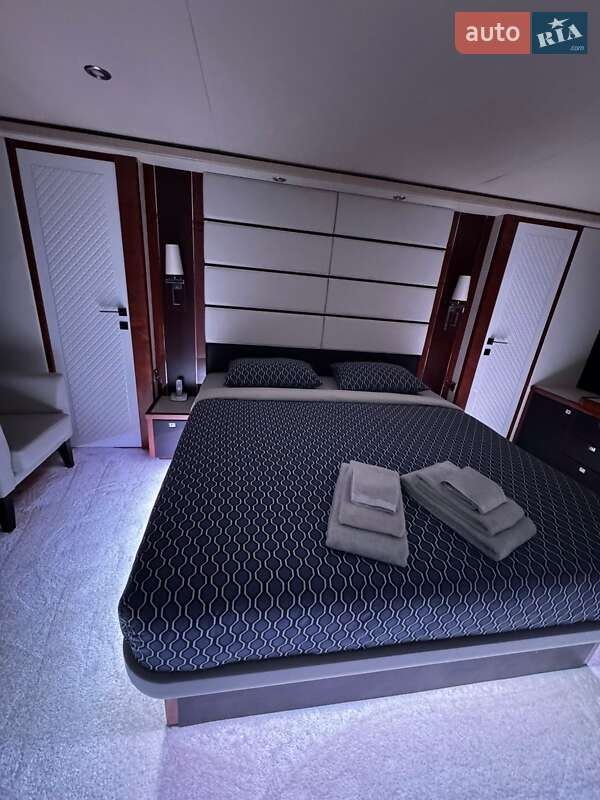 Моторная яхта Princess 85 MY 2008 в Киеве