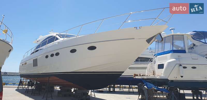 Моторная яхта Princess V65 2008 в Одессе