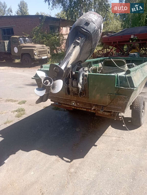 Катер Привет 22 2010 в Иванкове