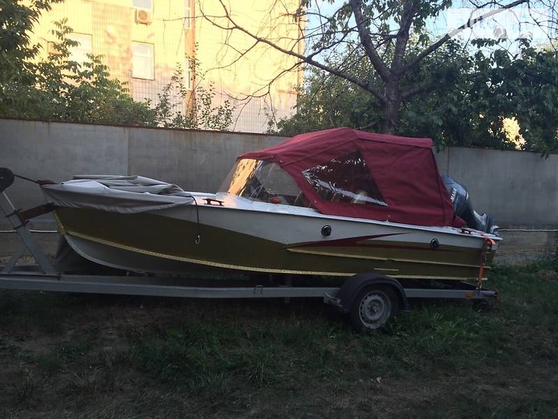 Лодка Прогресс 2 2016 в Киеве
