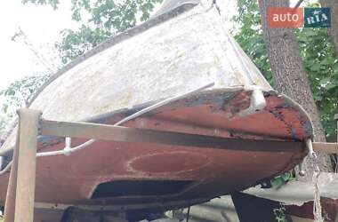 Човен Прогресс 2 1971 в Києві фото Човен Прогресс 2 1971 в Києві
