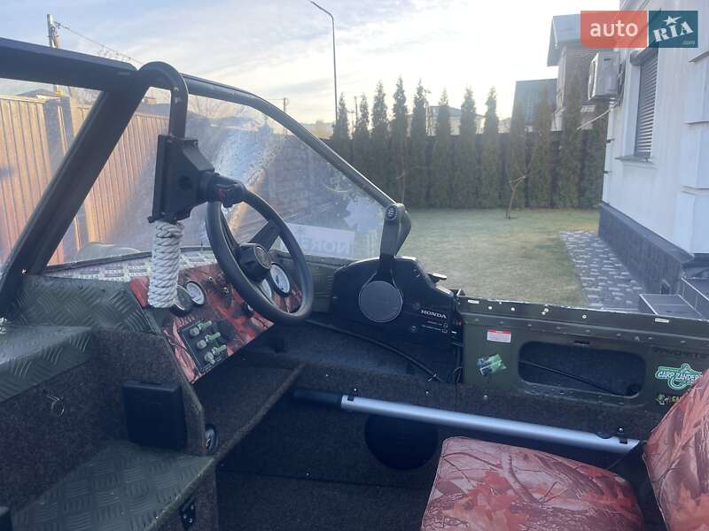 Лодка Прогресс 2 2016 в Киеве