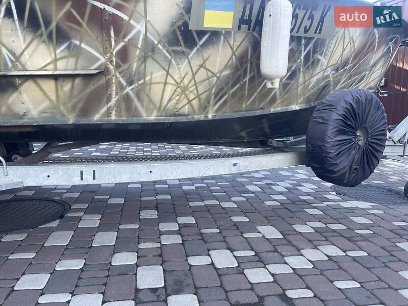 Лодка Прогресс 2 2016 в Киеве