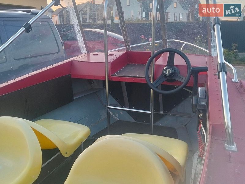 Лодка Прогресс 2 2002 в Хмельницком