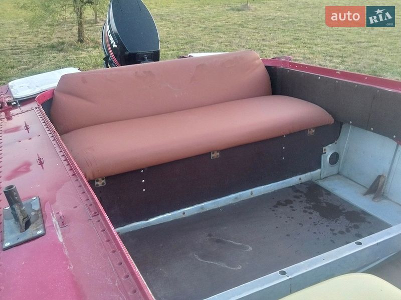 Лодка Прогресс 2 2002 в Хмельницком