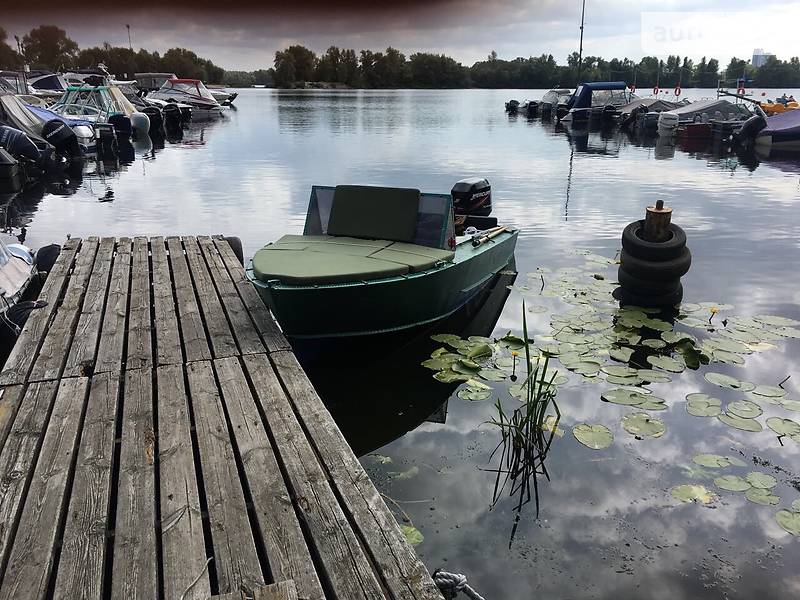 Катер Прогресс 2М 2014 в Киеве