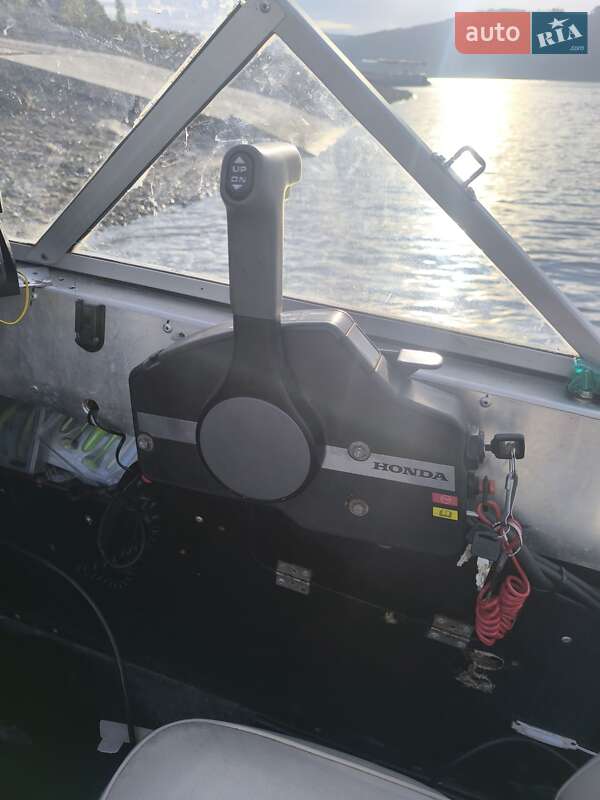 Човен Прогресс 2М 1990 в Вінниці