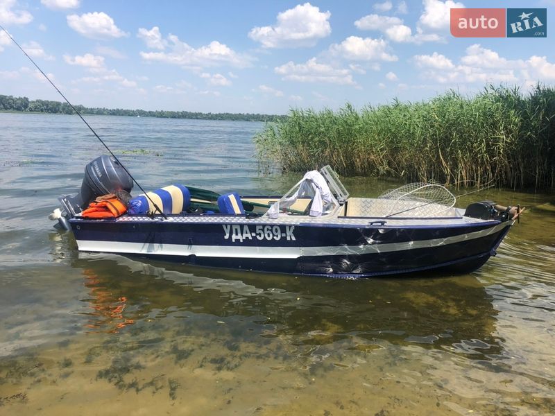 Лодка Прогресс 2М 1980 в Днепре фото Лодка Прогресс 2М 1980 в Днепре