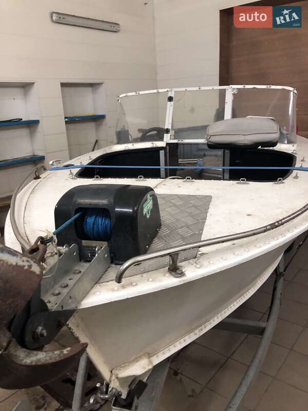 Човен Прогресс 4 2000 в Кривому Розі