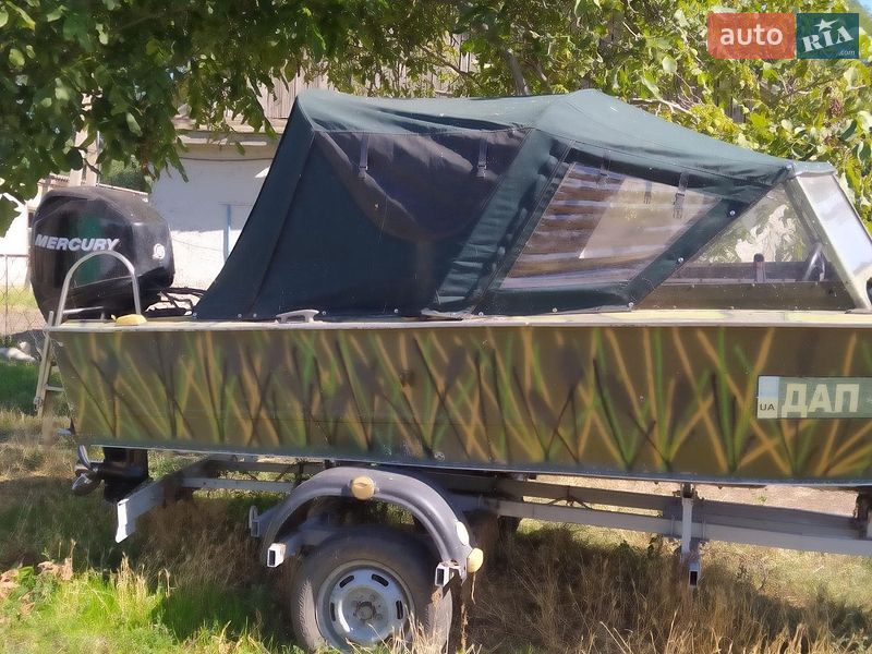 Човен Прогресс 4 2000 в Кобеляках