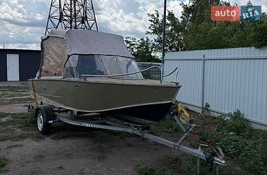 Човен Прогресс 4 2000 в Кропивницькому
