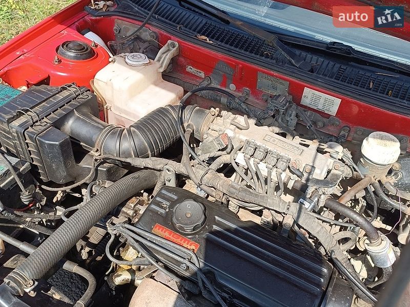 Седан Proton 415 1995 в Самборе