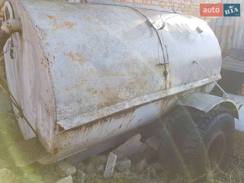 Цистерна полуприцеп ПТС 1.5 2010 в Львове
