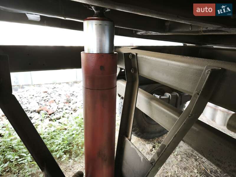 Зерновоз - прицеп ПТС 2ПТС-4 1971 в Васильковке фото 7 Зерновоз - прицеп ПТС 2ПТС-4 1971 в Васильковке