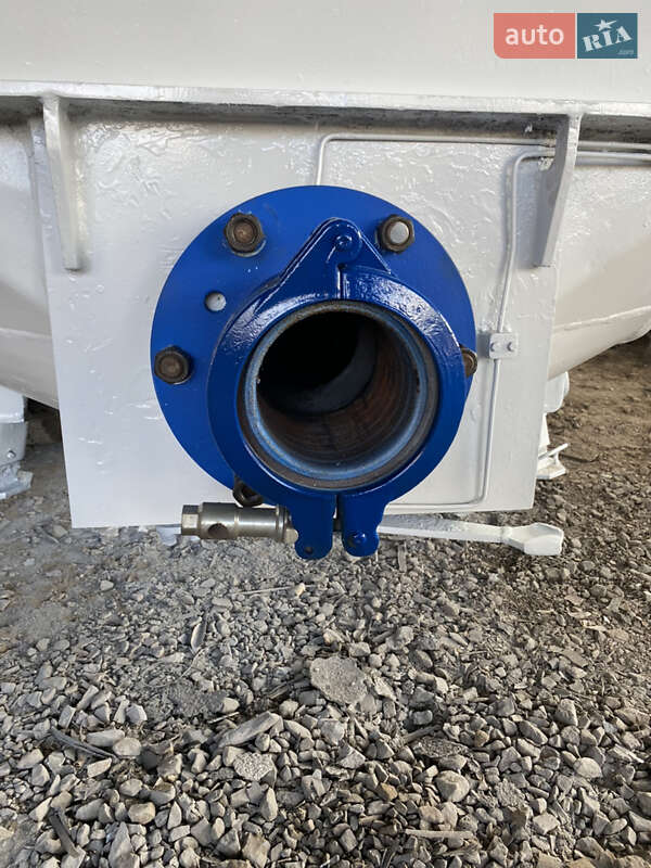 Бетононасос Putzmeister BSA 2009 в Кривом Роге