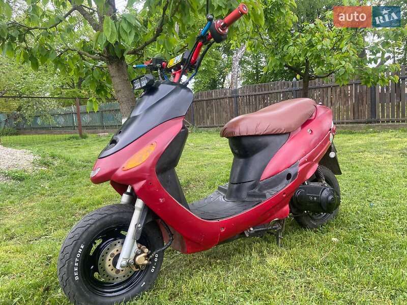 Скутер Qingqi QM50 2010 в Корсуне-Шевченковском