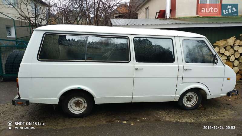 Минивэн РАФ 2203 1994 в Городке
