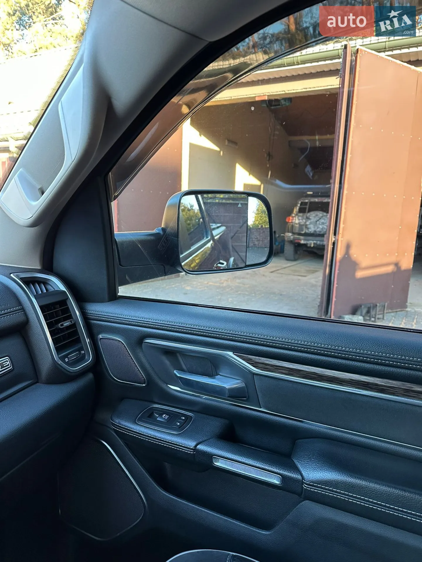 2018 RAM 1500 - мініатюра 43