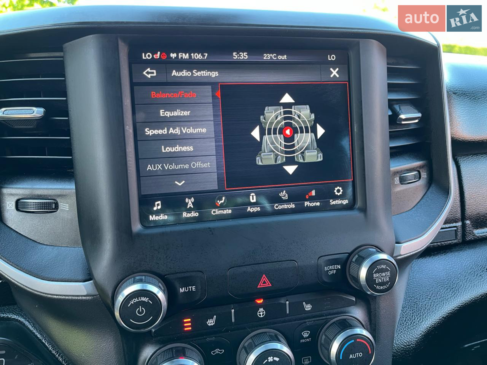 2019 RAM 1500 - мініатюра 6