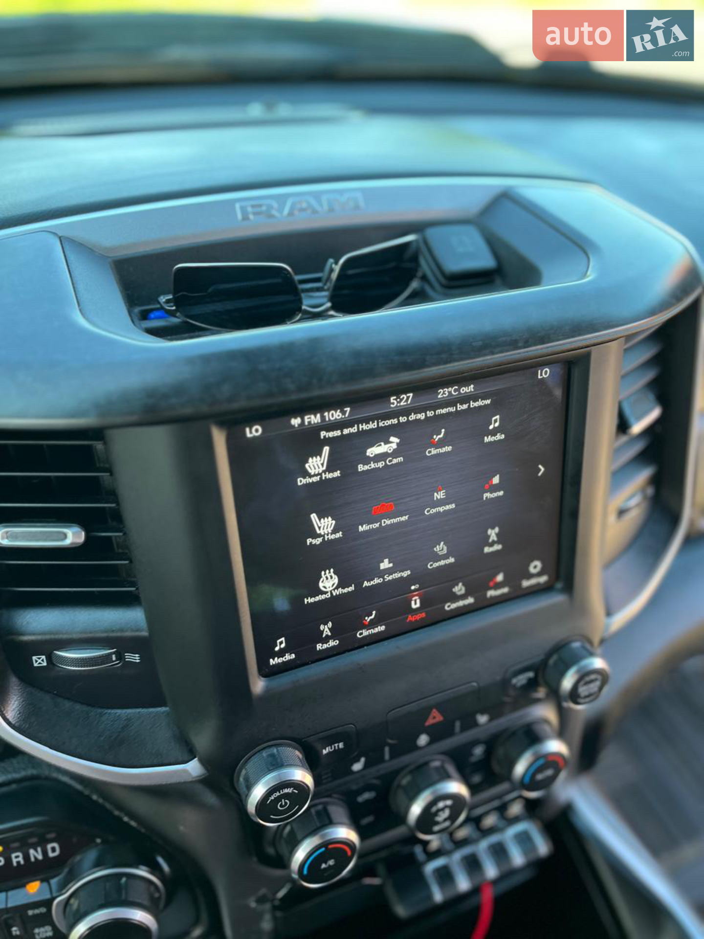 2019 RAM 1500 - мініатюра 37