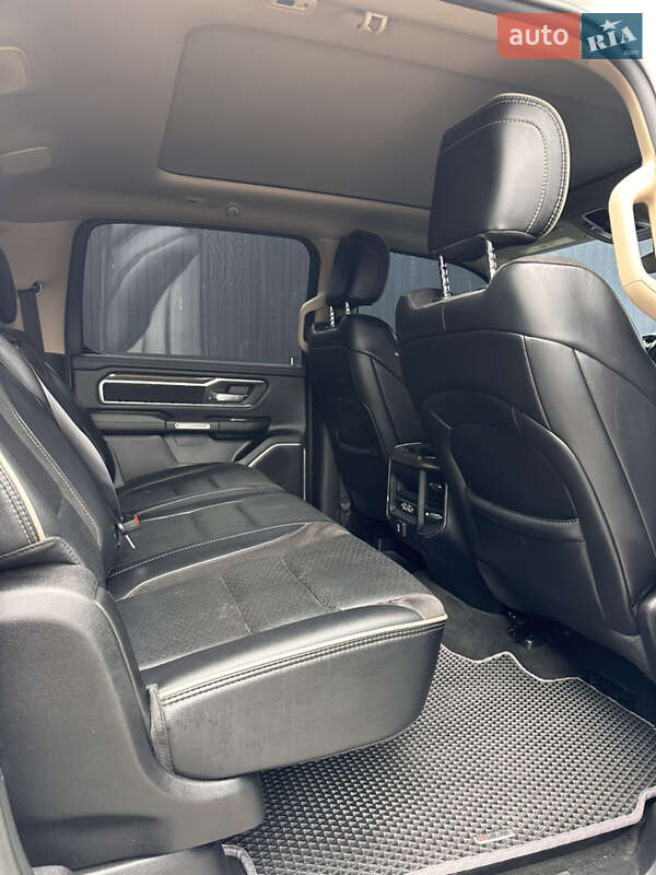 Пикап Ram 1500 2021 в Радомышле
