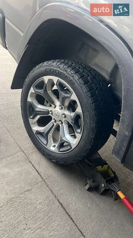 Пикап Ram 1500 2022 в Черновцах