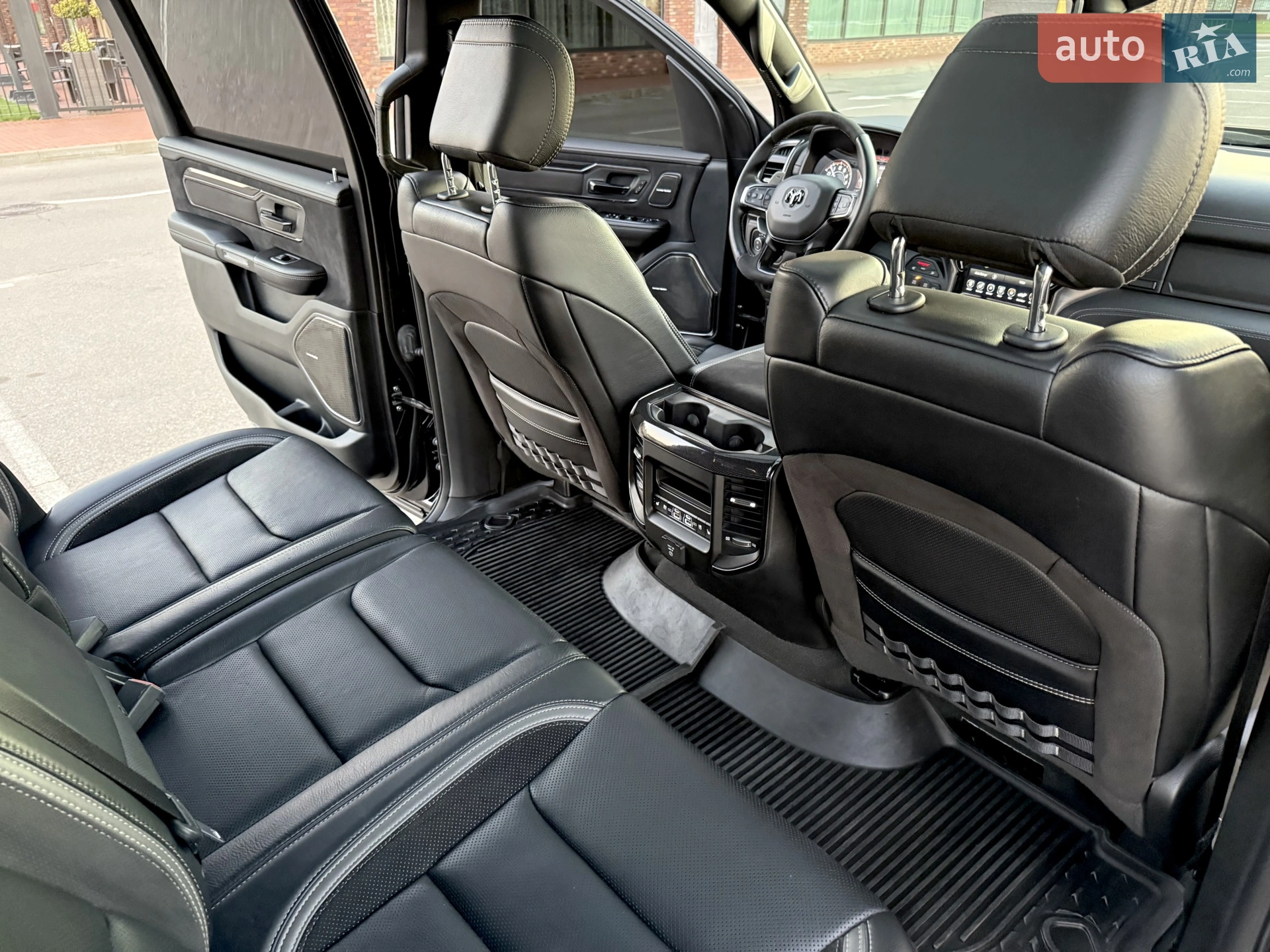2020 RAM 1500 - мініатюра 48