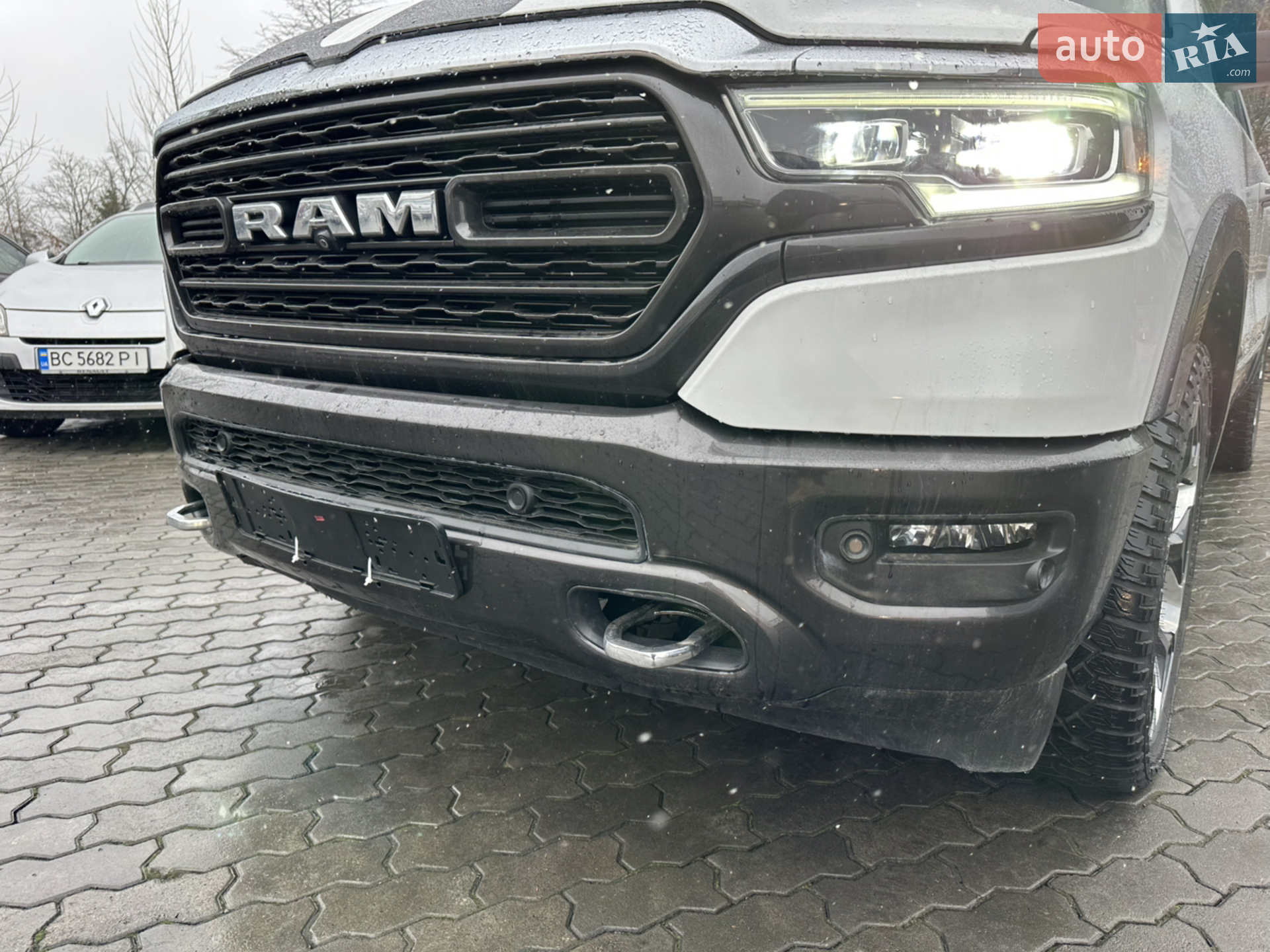 2021 RAM 1500 - мініатюра 3