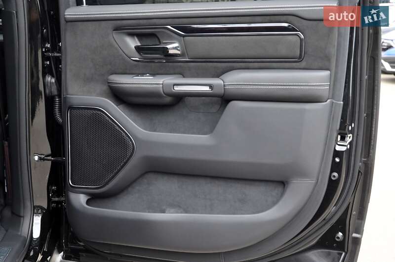 Пикап Ram 1500 2023 в Киеве фото 48 Пикап Ram 1500 2023 в Киеве