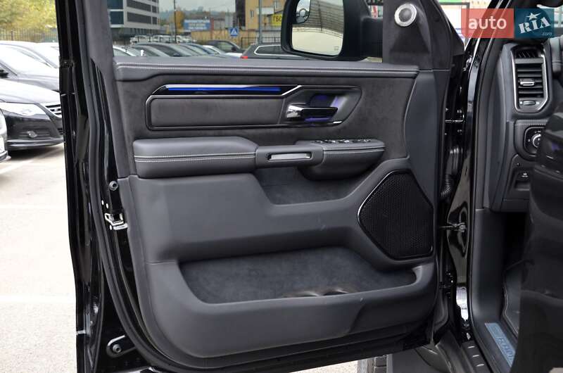 Пикап Ram 1500 2023 в Киеве фото 35 Пикап Ram 1500 2023 в Киеве