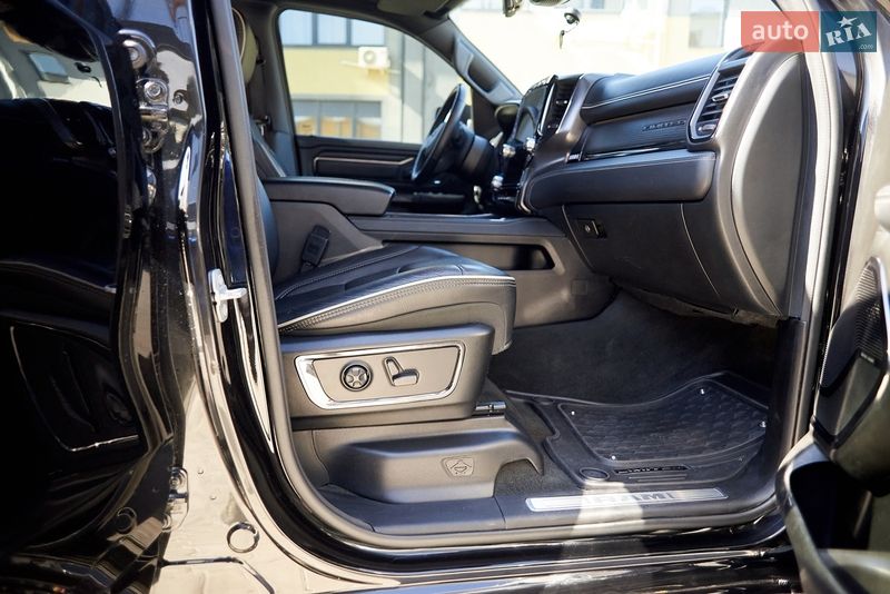 Пикап Ram 1500 2022 в Коломые