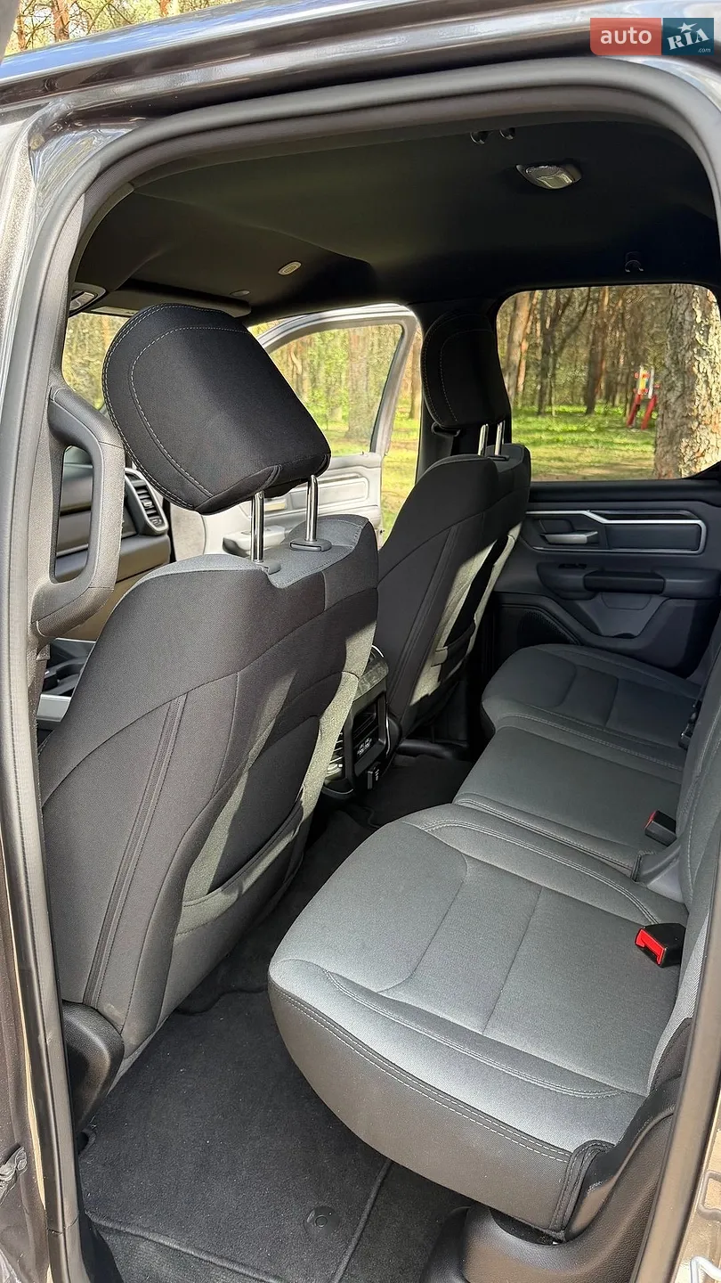 2021 RAM 1500 - мініатюра 16
