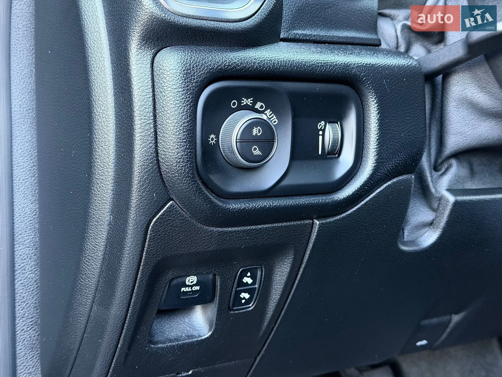 2019 RAM 1500 - мініатюра 53