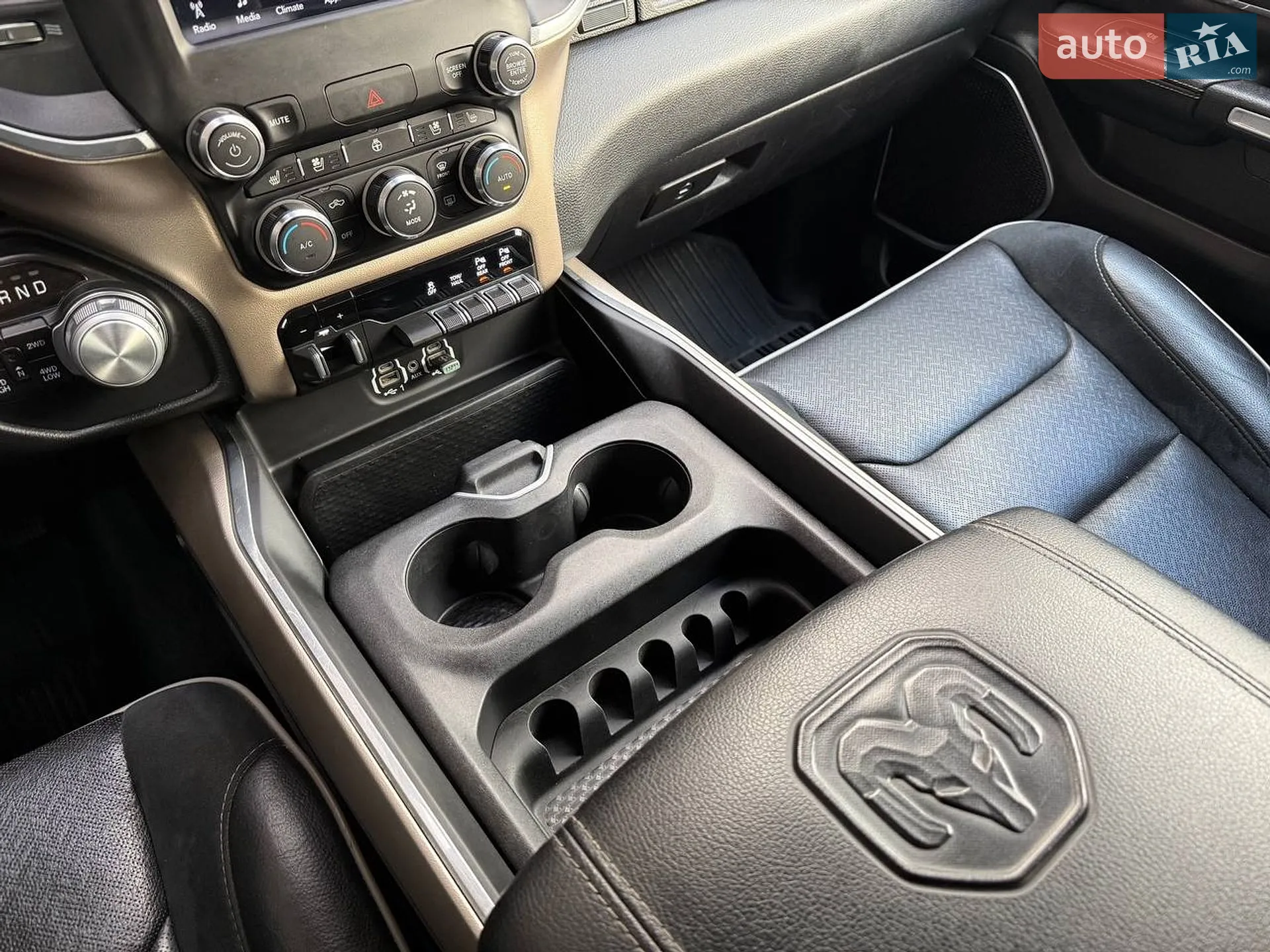 2019 RAM 1500 - мініатюра 26