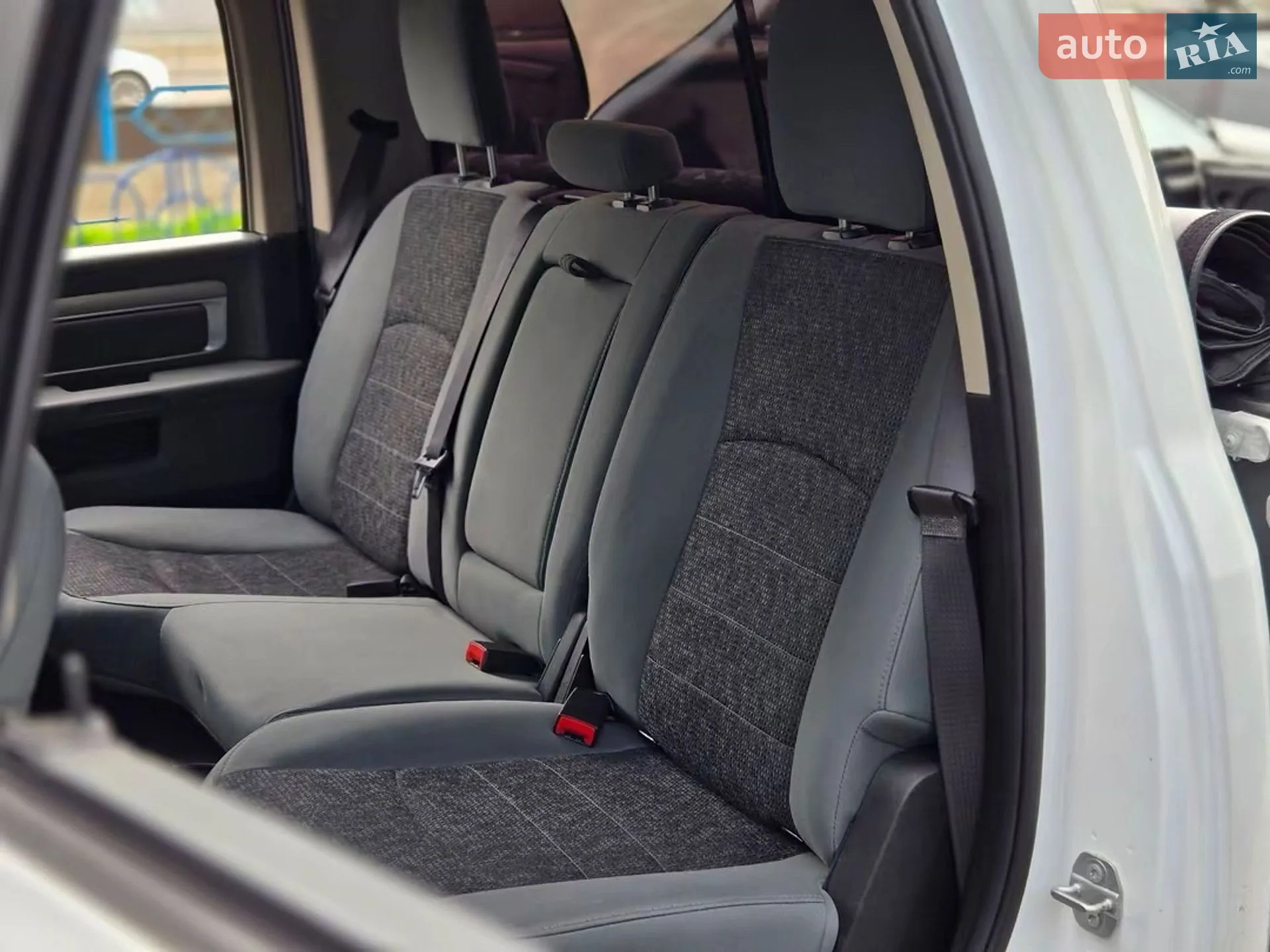 2019 RAM 1500 - мініатюра 19