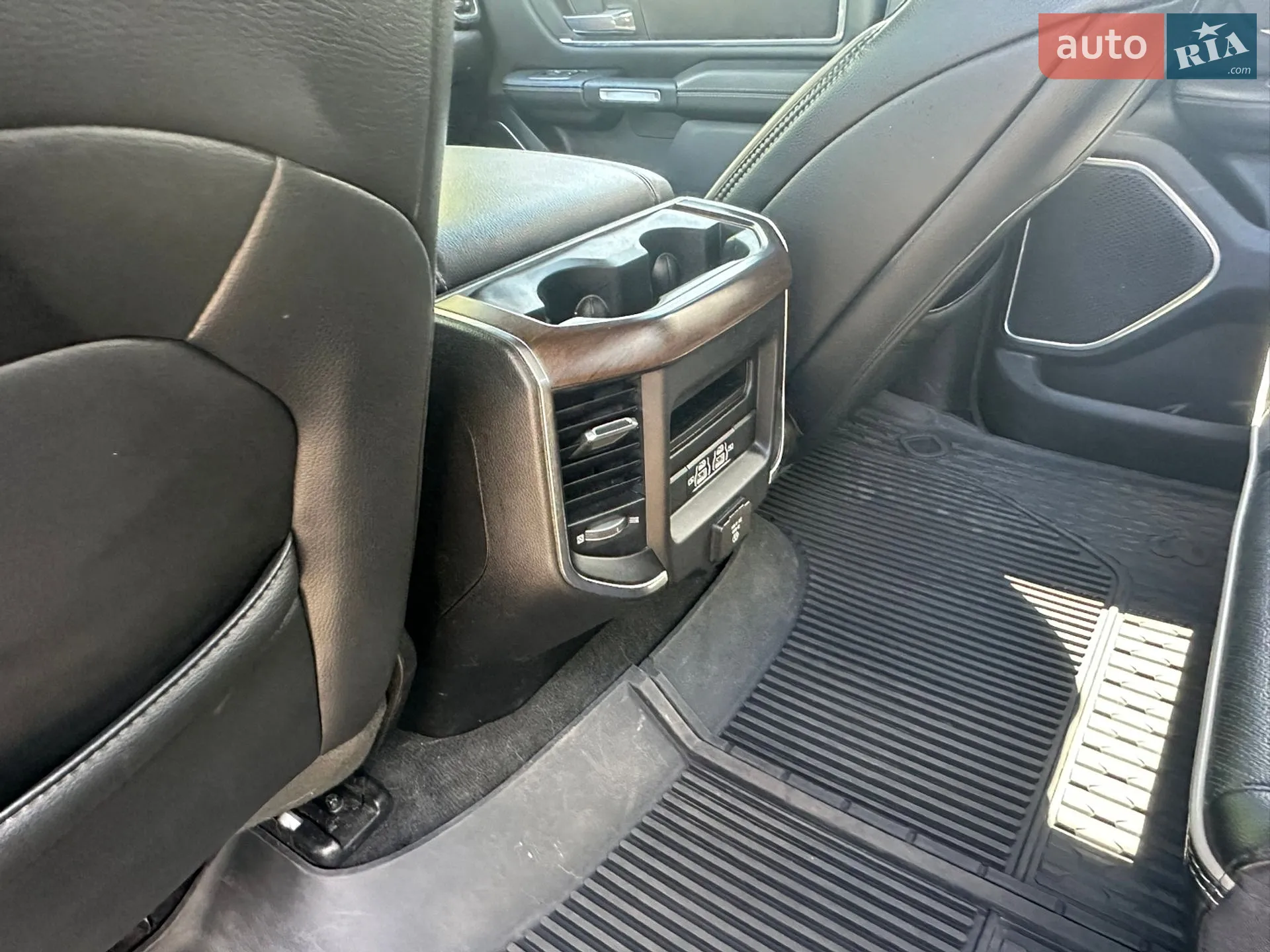 2021 RAM 1500 - мініатюра 11