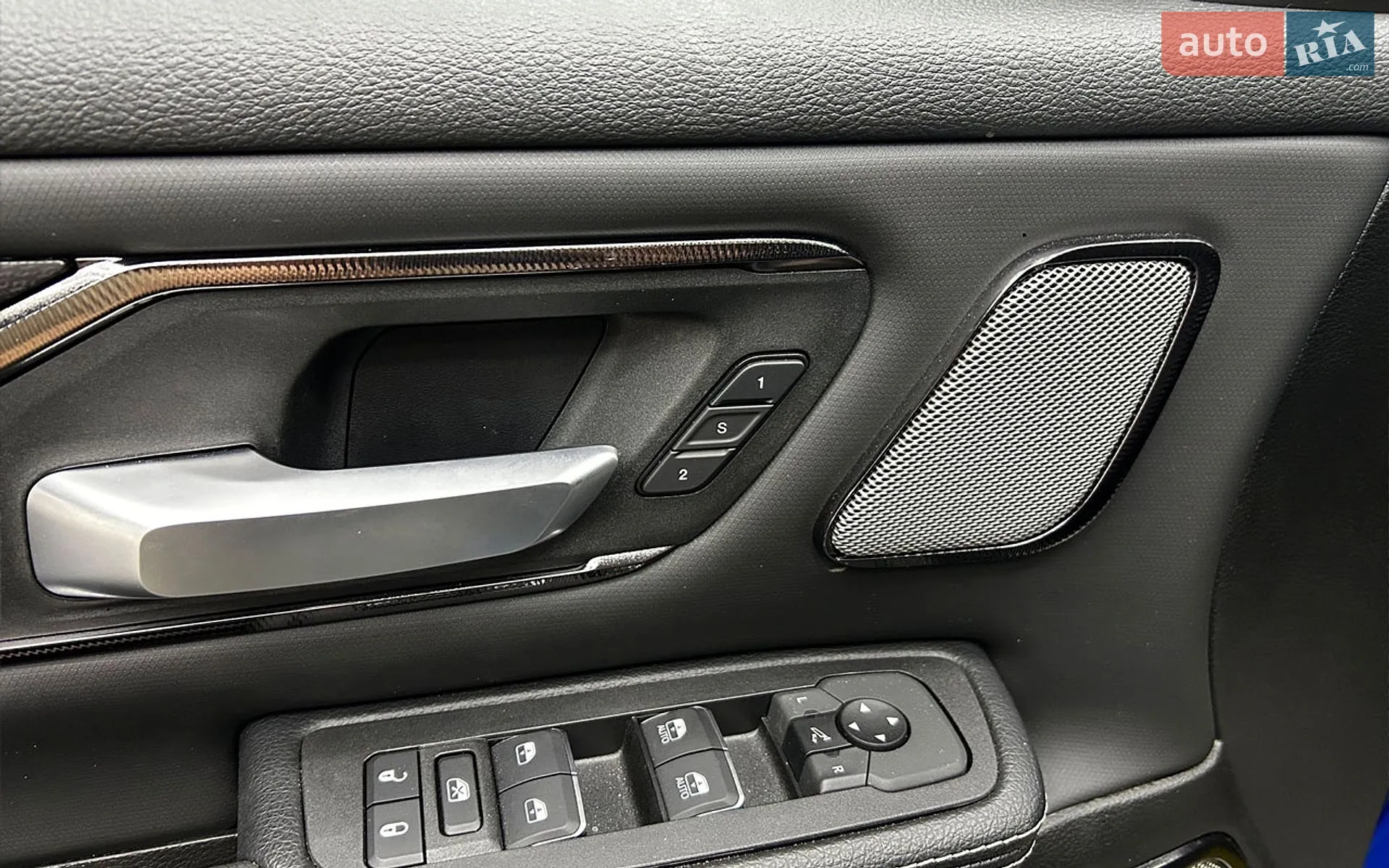 2024 RAM 1500 - мініатюра 16