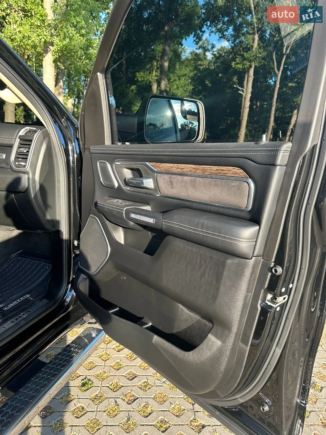 2020 RAM 1500 - мініатюра 21