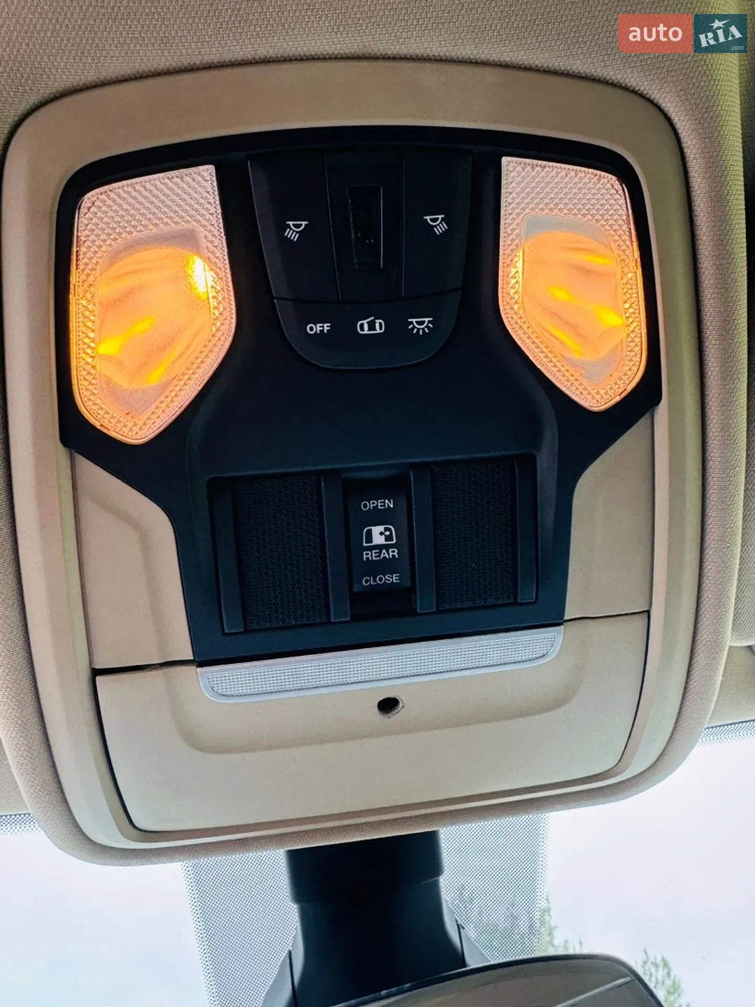 2019 RAM 1500 - мініатюра 11