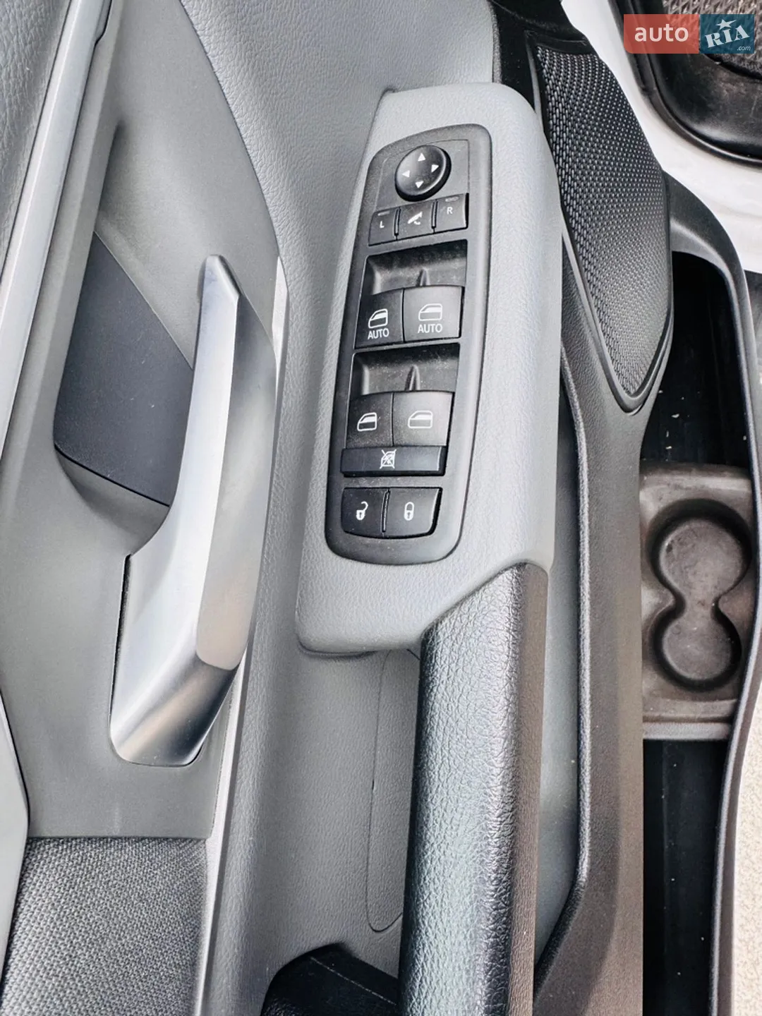 2019 RAM 1500 - мініатюра 19