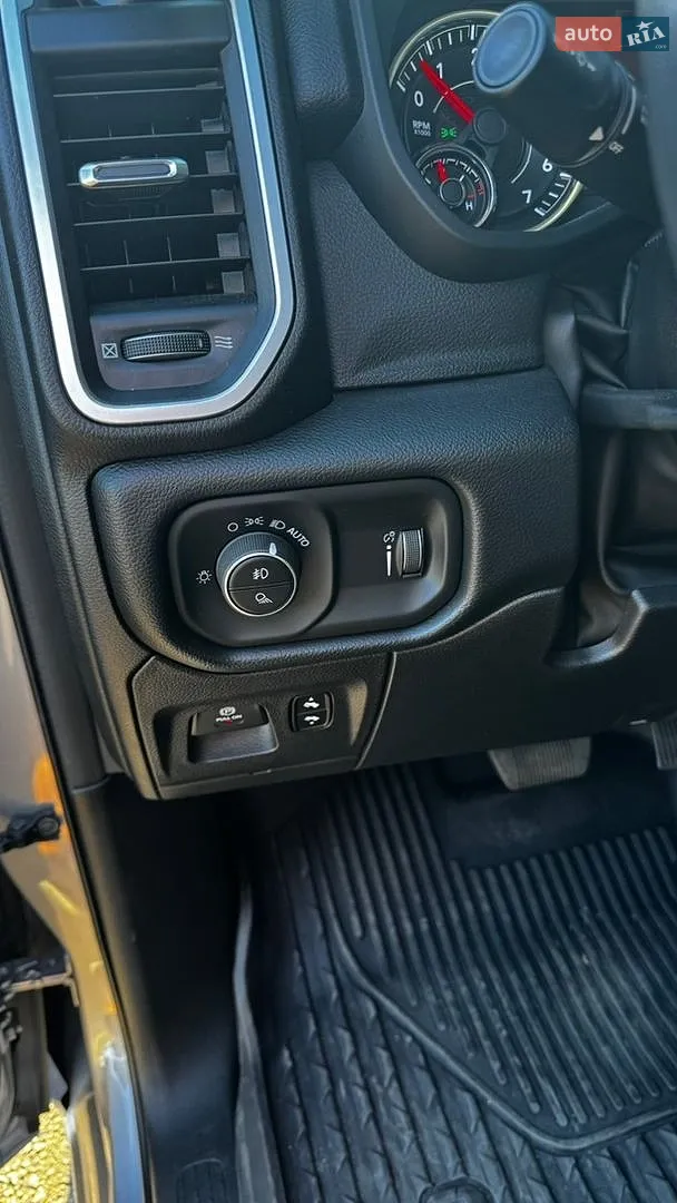 2022 RAM 1500 - мініатюра 35