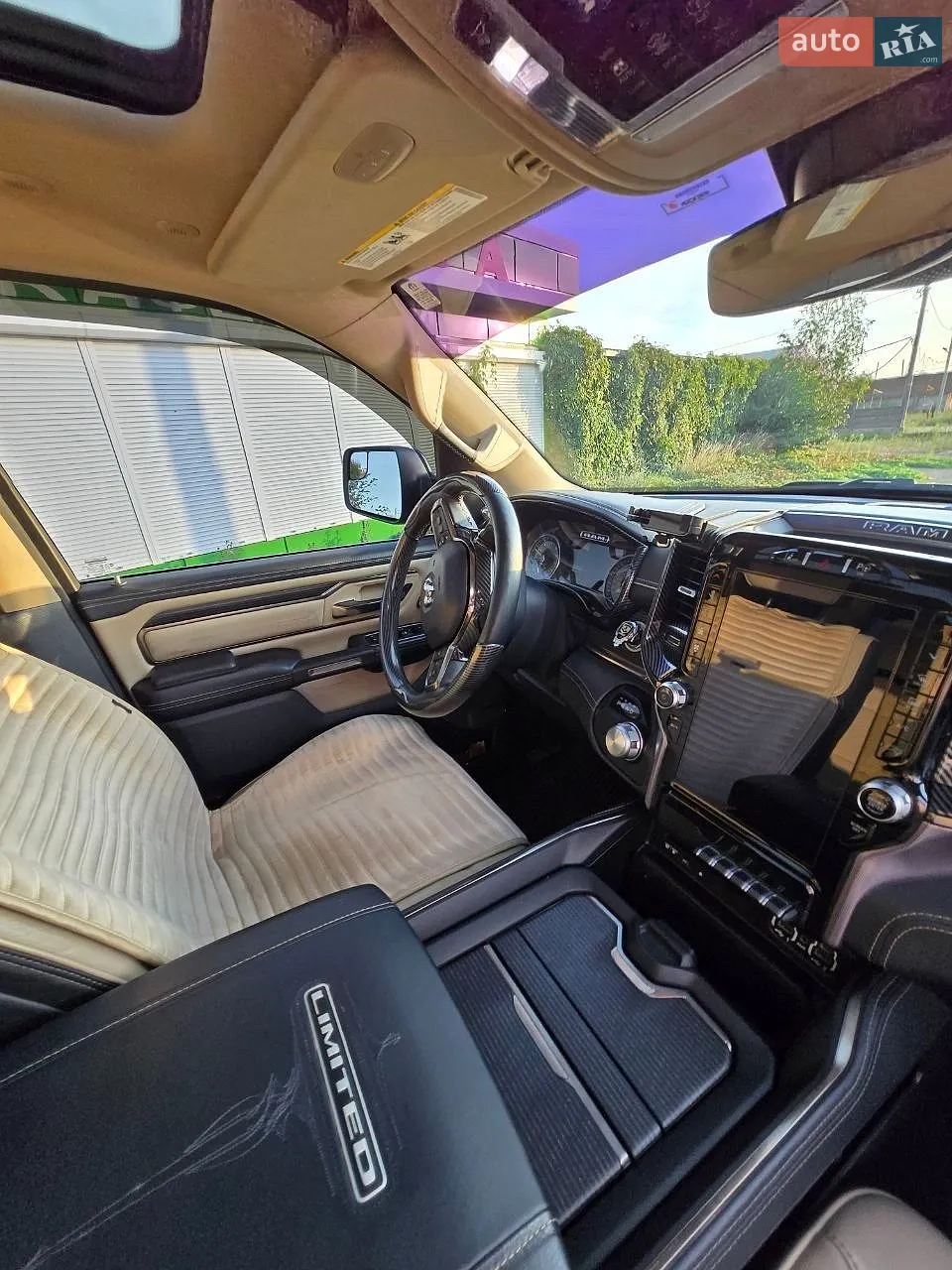 2019 RAM 1500 - мініатюра 28