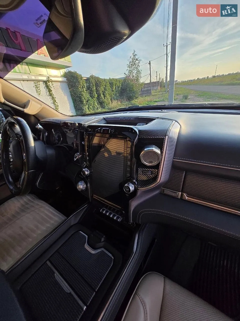 2019 RAM 1500 - мініатюра 22