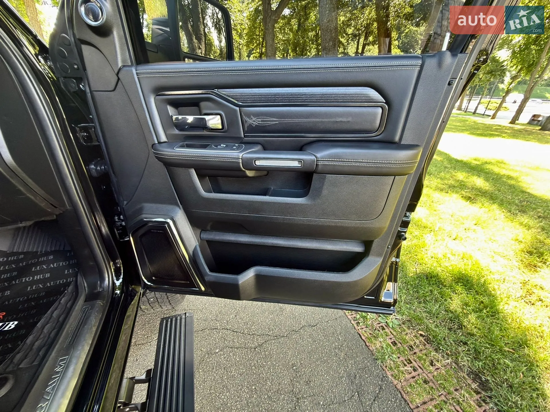 2024 RAM 2500 - мініатюра 152